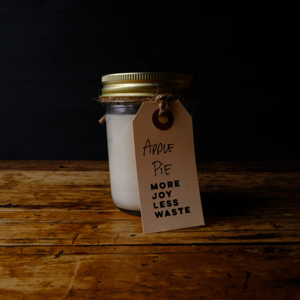 apple pie scented hand-poured minimalist lard and beeswax mason jar candle